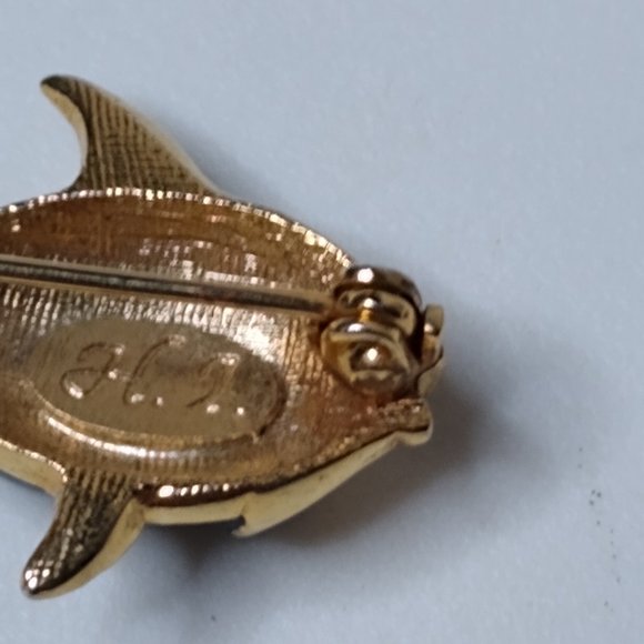 Vintage Small Blue Fish Brooch - Picture 9 of 12